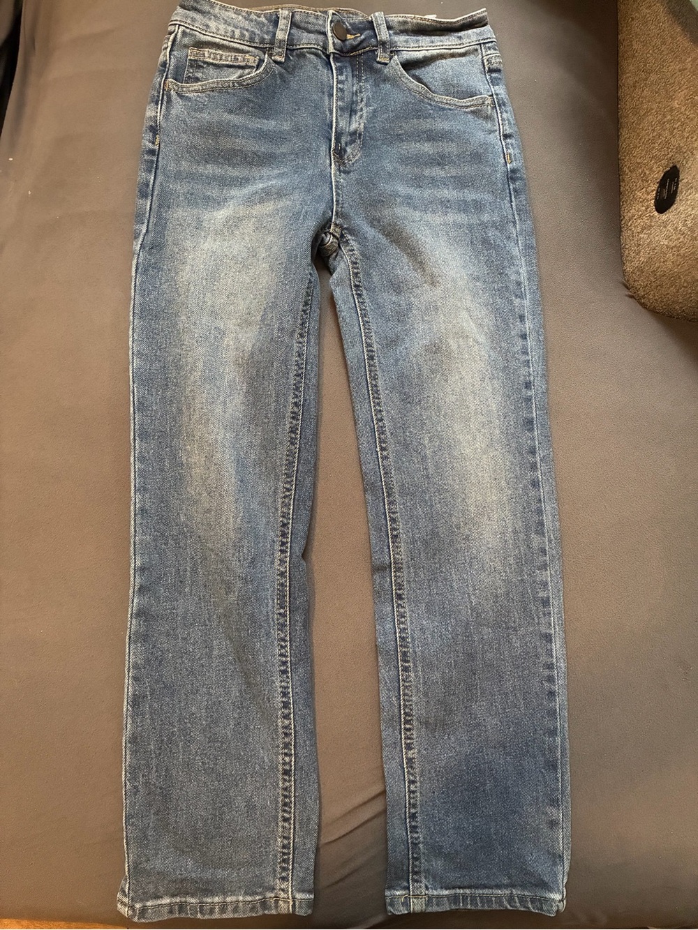 Forever 21 Men's Washed Blue Straight Jeans